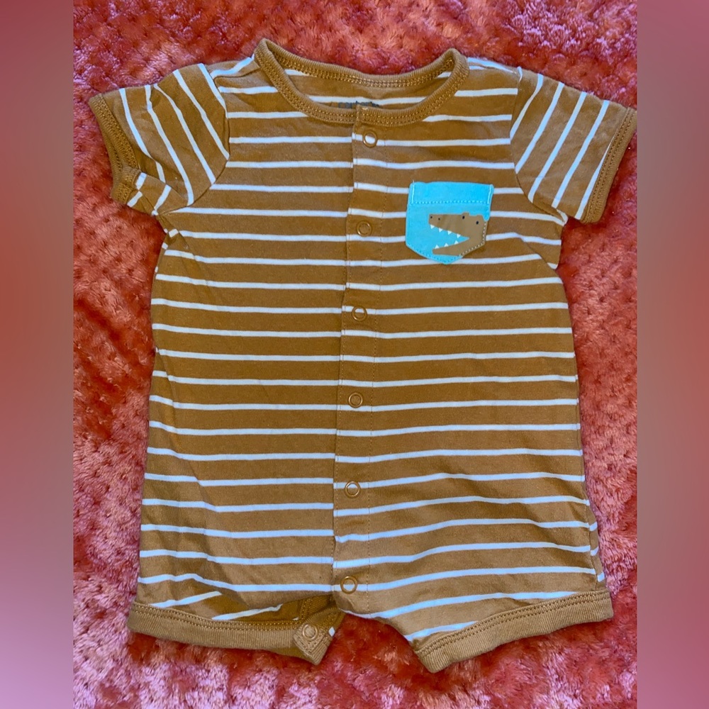 Carters 3M short sleeve one piece WORN 1X 🐊